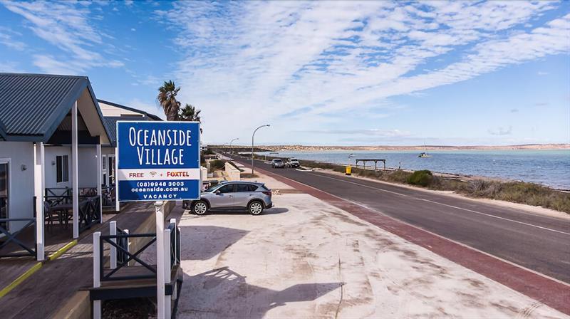 Oceanside Village Denham Exteriör bild