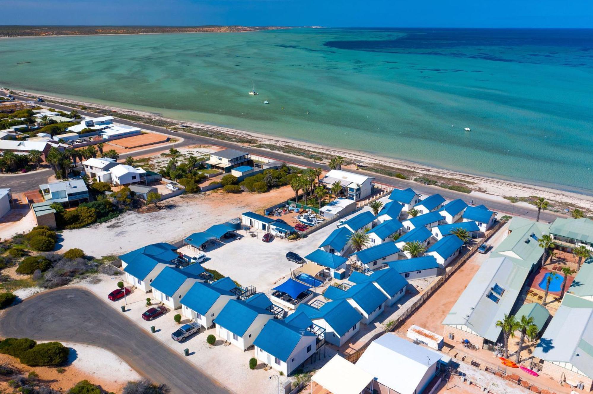 Oceanside Village Denham Exteriör bild