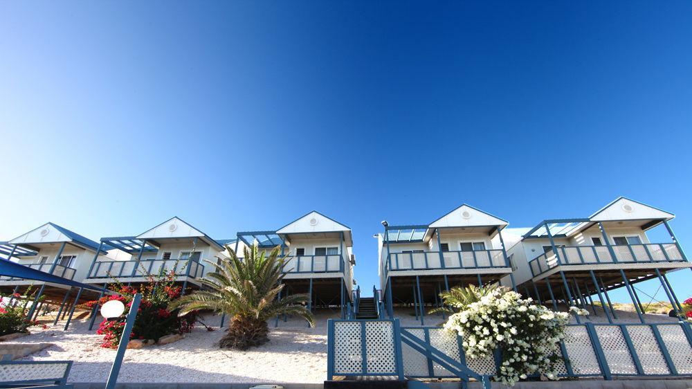 Oceanside Village Denham Exteriör bild