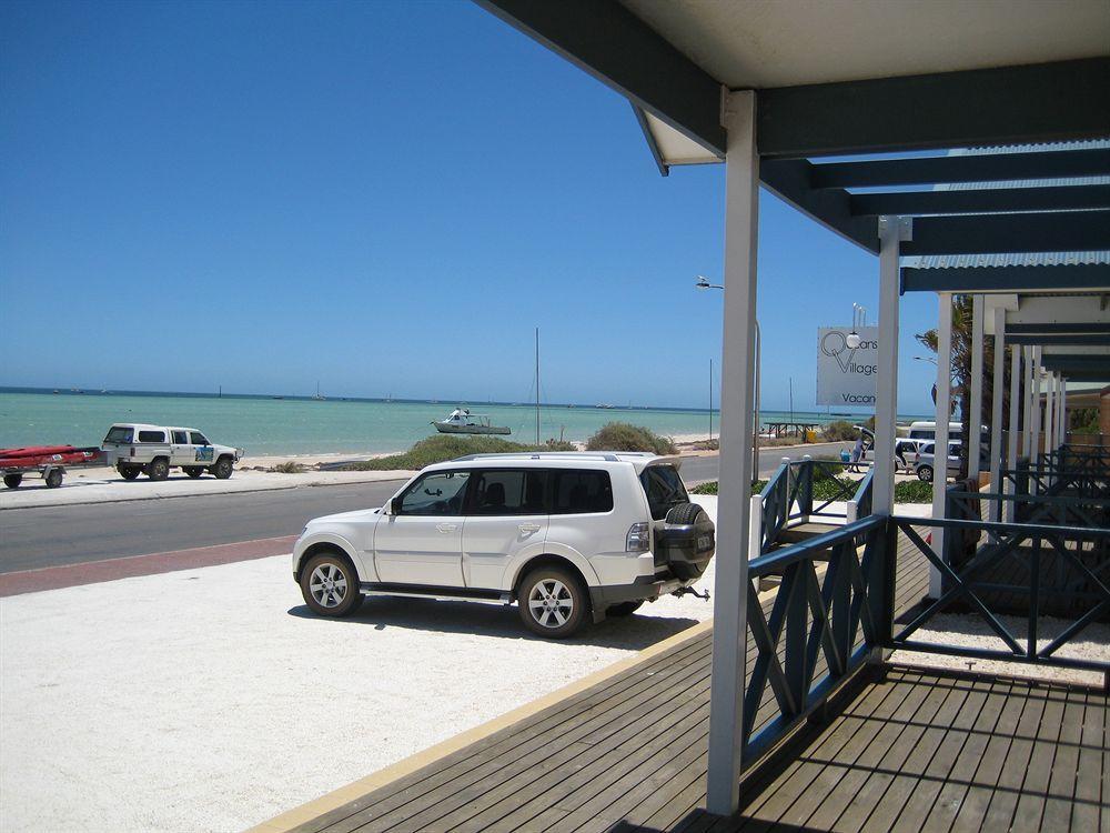 Oceanside Village Denham Exteriör bild